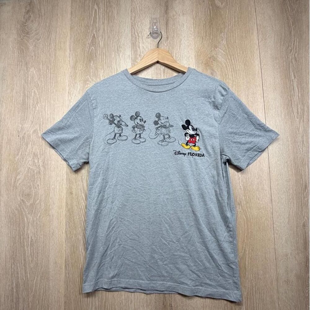 Disney Men's Grey T-shirt